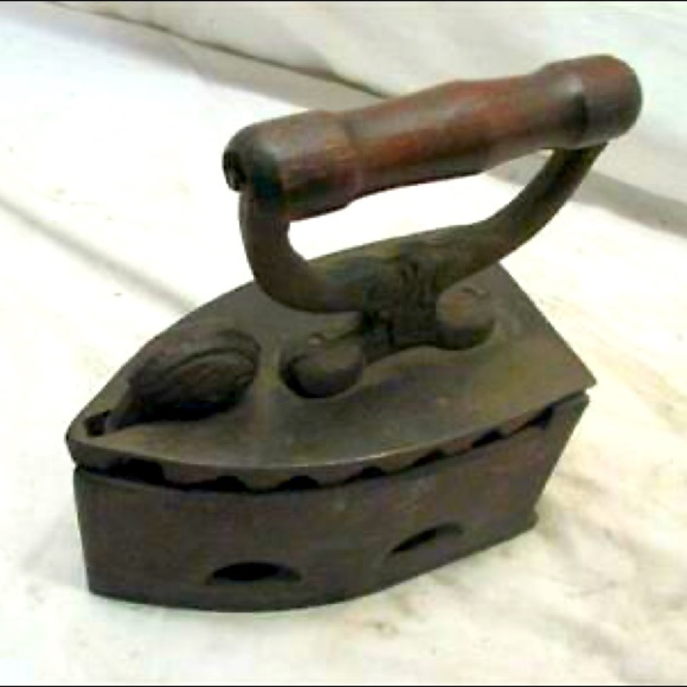 Antique Cast Iron Coal Clothes Press  1800scVintage Primitive Iron, Wood Handle